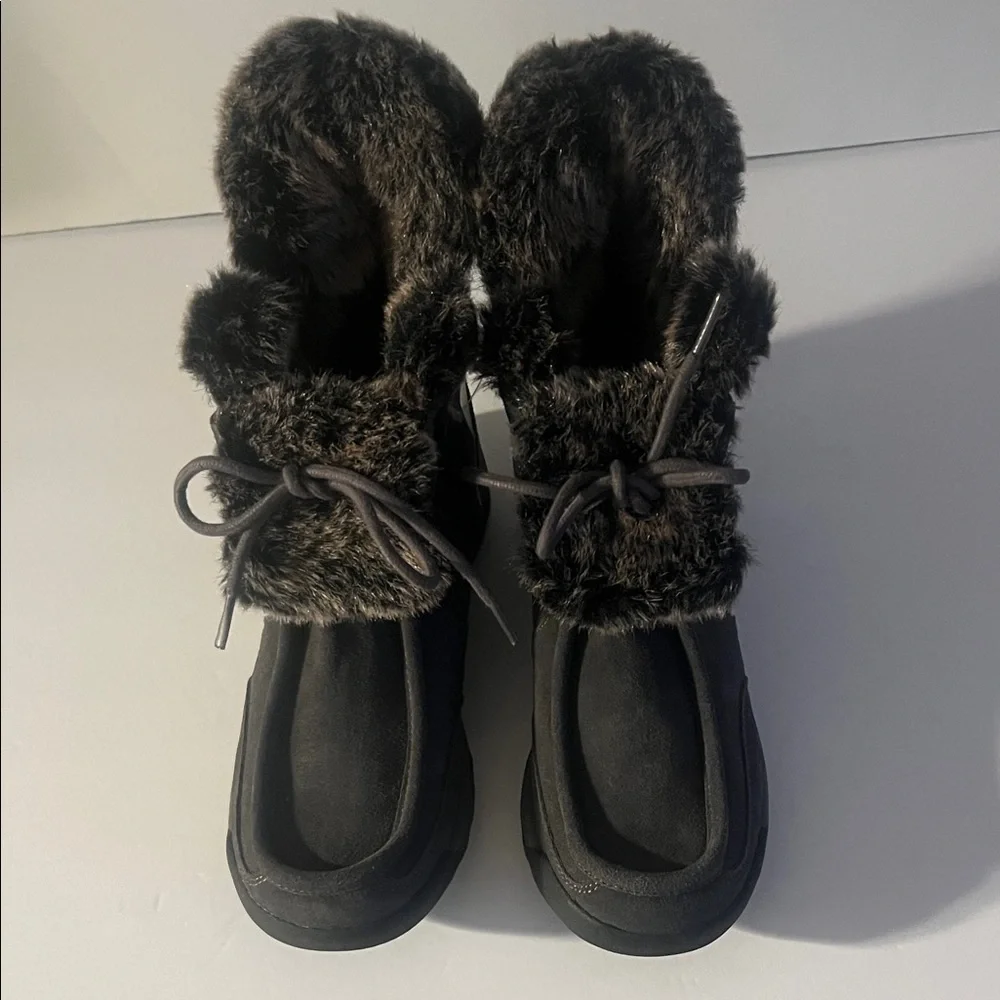 Lands’ End‎ Women's Powder belle Bootie Faux Fur-Lined Boots